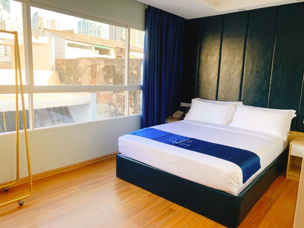 Sapphire Hotel Silom Bangkok Ngoại thất bức ảnh Deluxe Room