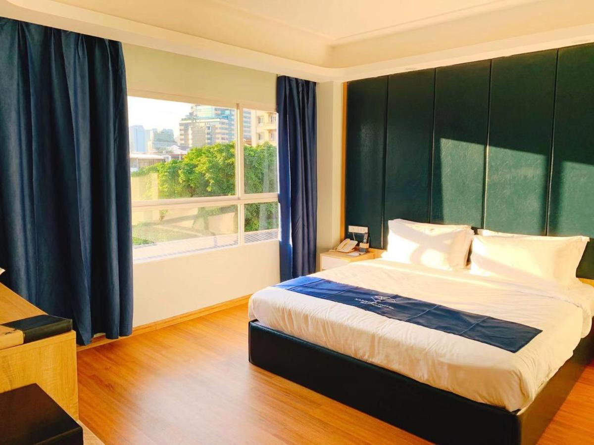Sapphire Hotel Silom Bangkok Ngoại thất bức ảnh
